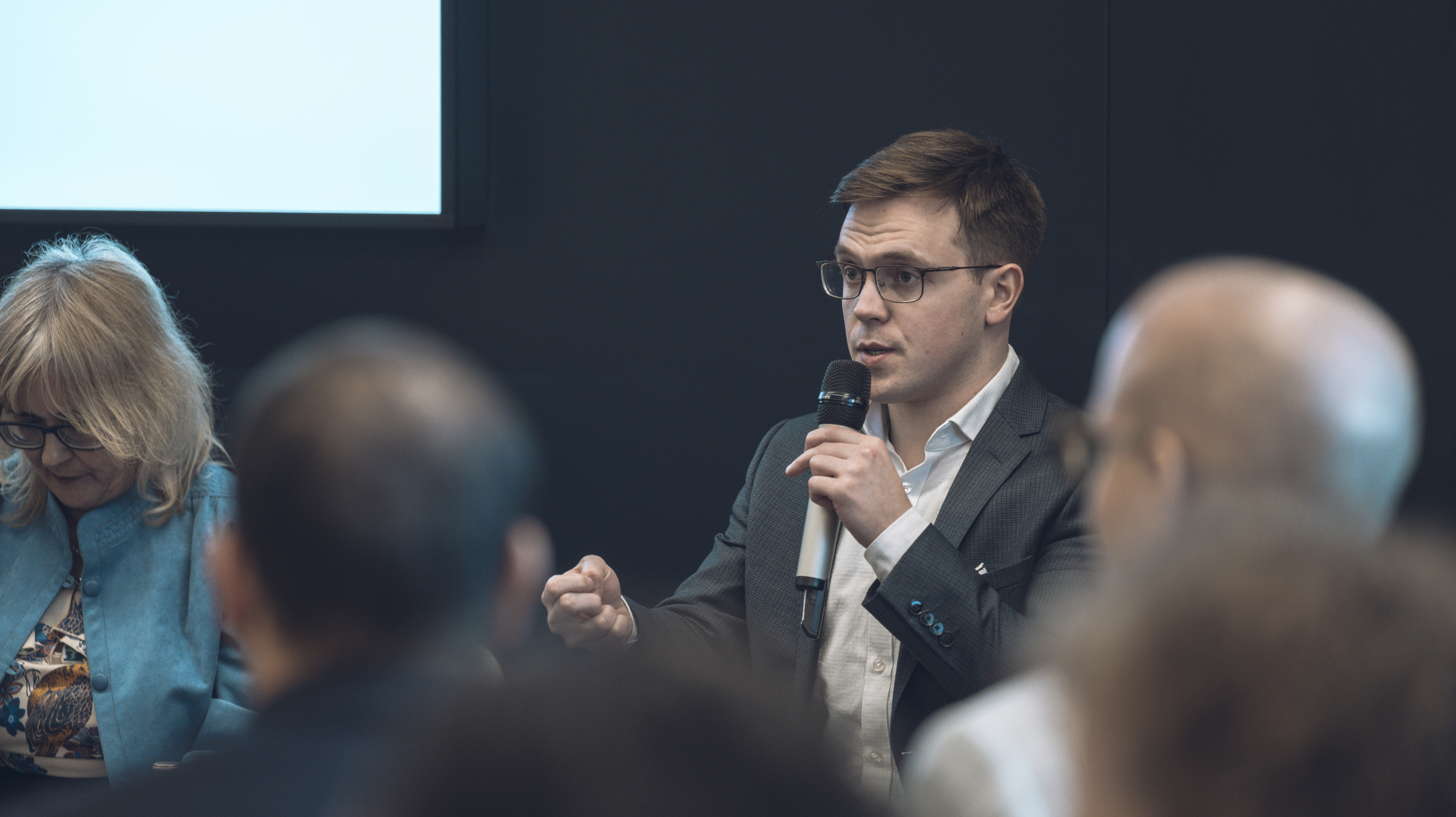 Portrait of Dr. Yaniv Proselkov speaking at an event